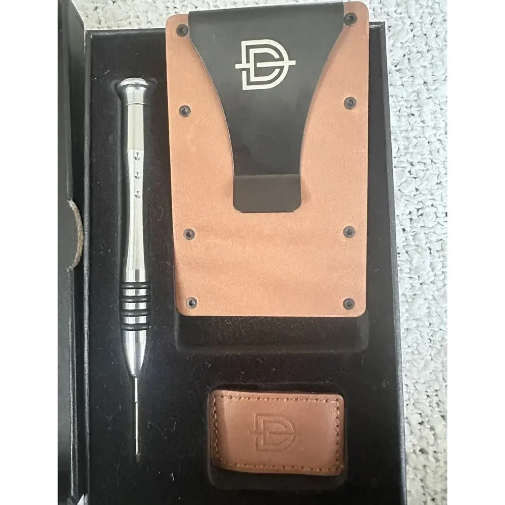 DASHCLIP Maverick (Matte Black) Aerospace Grade Aluminum Minimalist Wallet - NEW